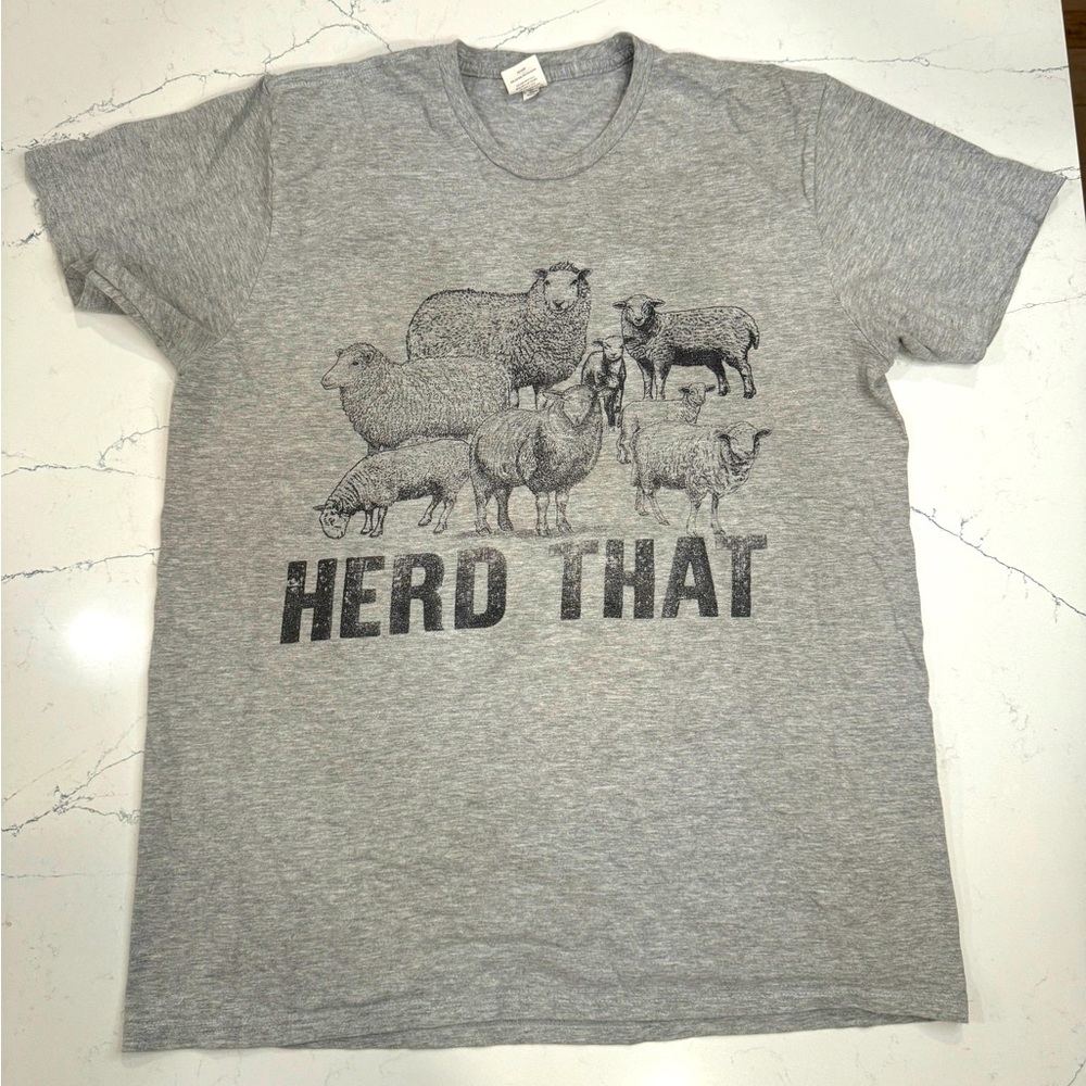 Men’s “Heard That” Grey Tee Shirt Size Large